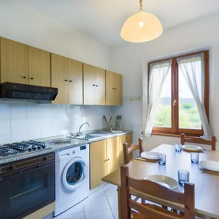 Casa Lucia Marina Di Campo Apartment